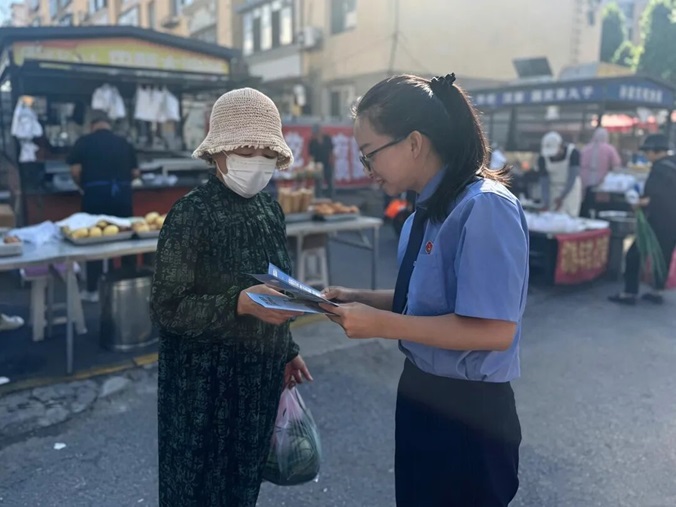 2检察送法入街巷,法盾筑牢防诈墙 - 副本.jpg